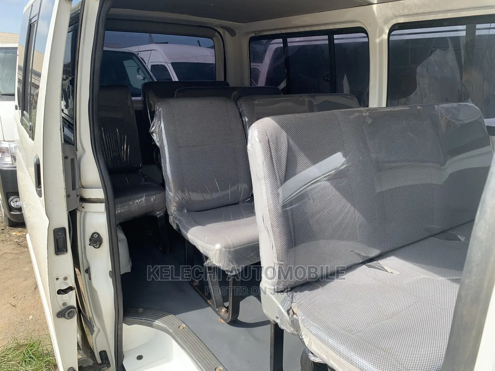 Toyota HiAce 2008 White
