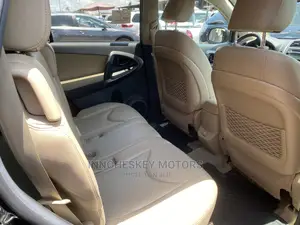 Toyota RAV4 3.5 Limited 4x4 2012 Black