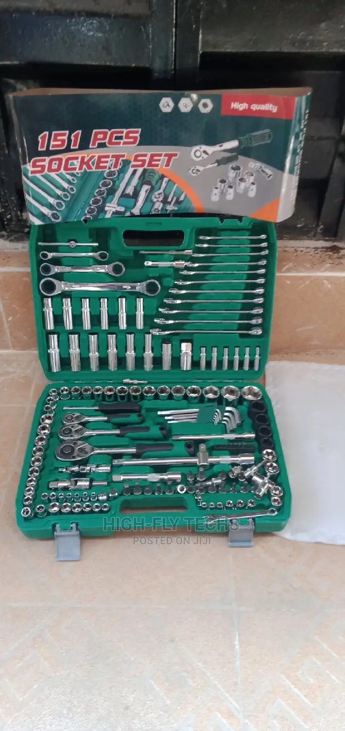 151 PCS Socket Set