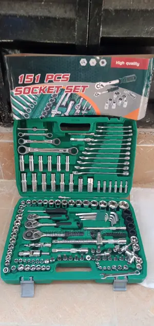 151 PCS Socket Set