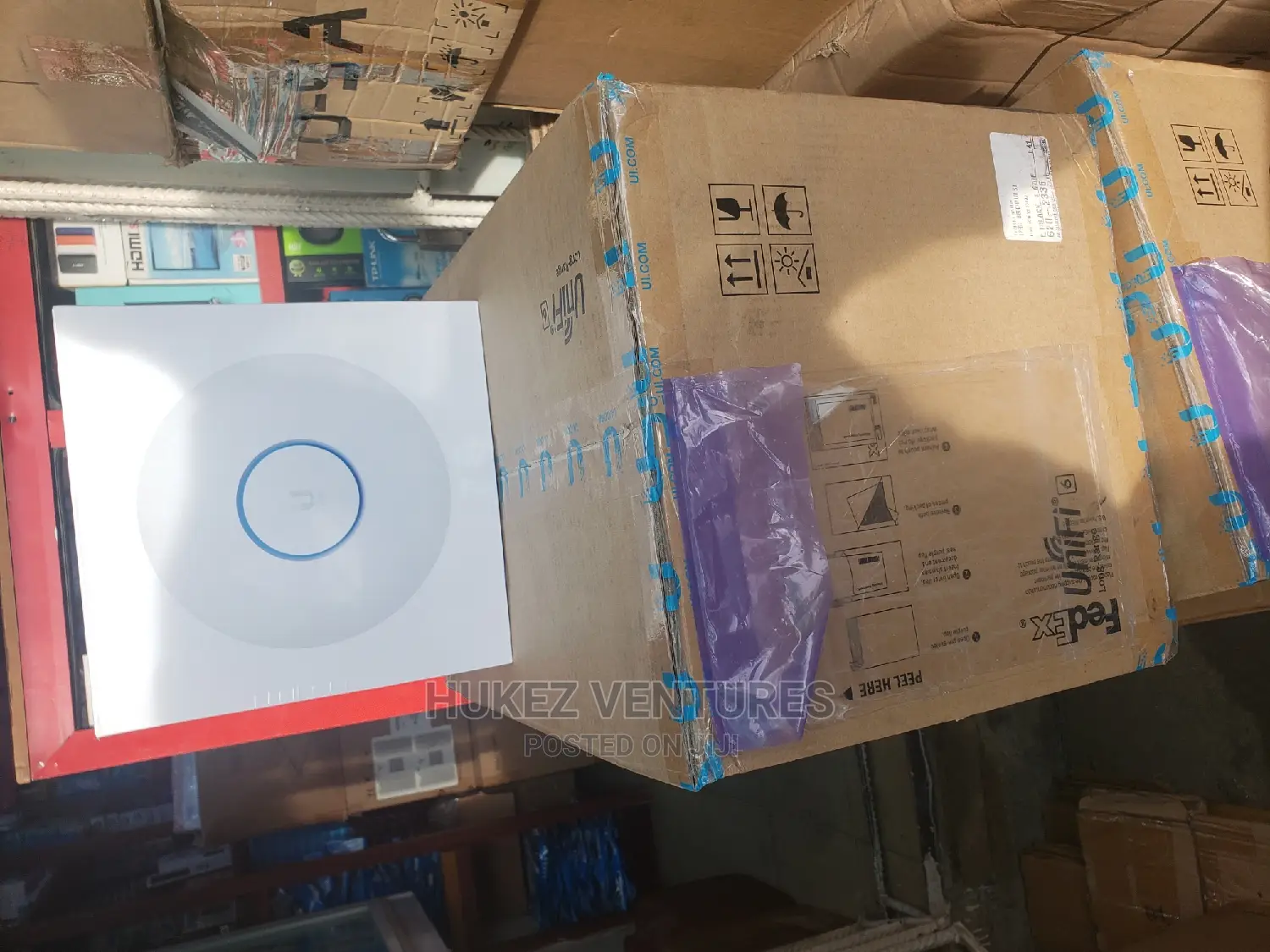 Ubiquity Unifi U6 Long Range Access Point .
