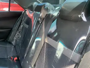 Toyota Camry SE 4dr Sedan (2.5L 4cyl 6A) 2012 Gray