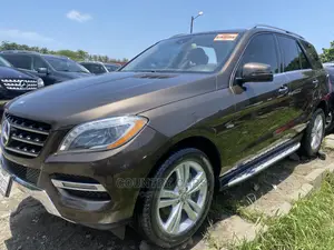 Mercedes-Benz M Class 2014 Brown
