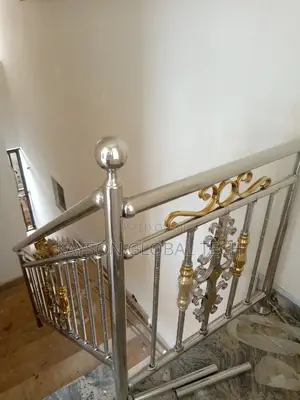 Strong Stainless Steel Rail