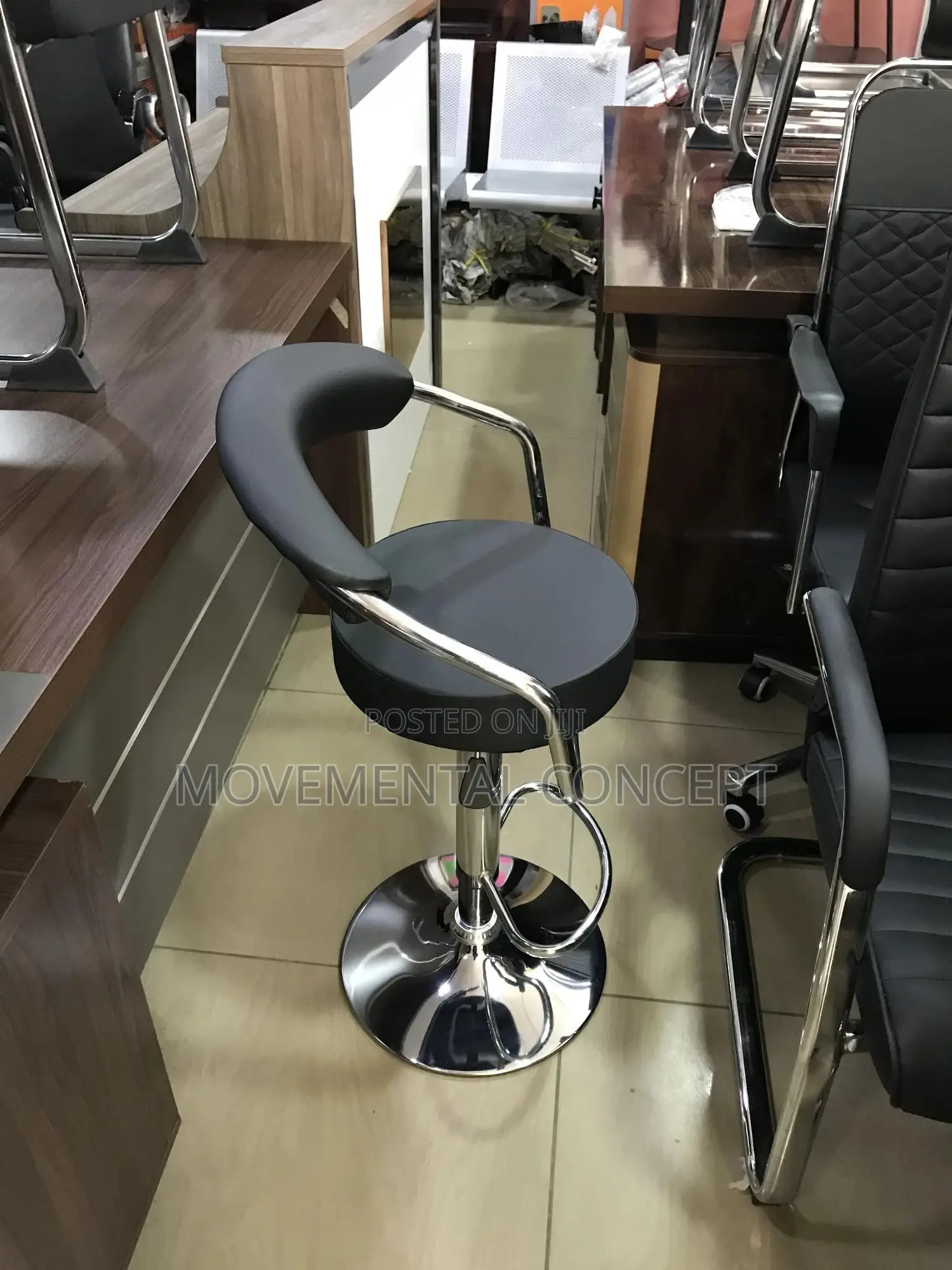 Black Swivel Bar Stool