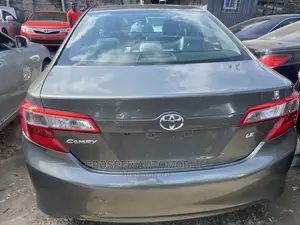 Toyota Camry 2014 Green
