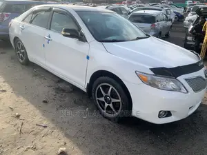 Toyota Camry 2009 White