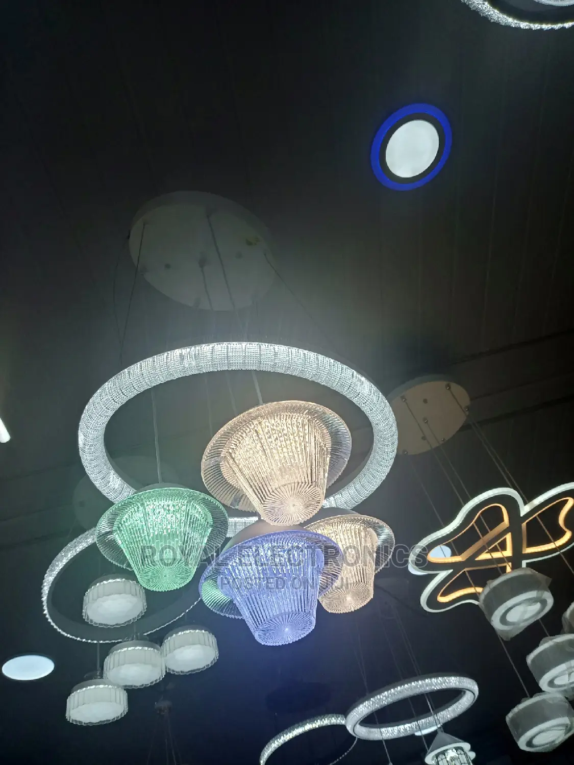 Chandelier Dropping Light