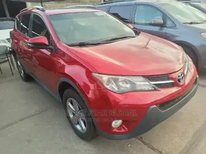 Toyota RAV4 2015 Red