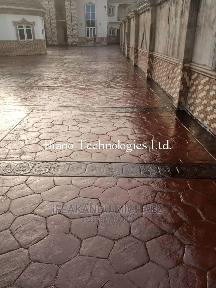 Interlocking and Compound Flooring