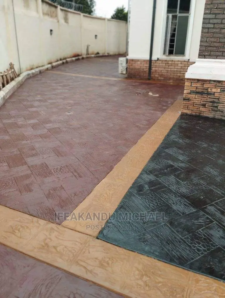 Interlocking and Compound Flooring