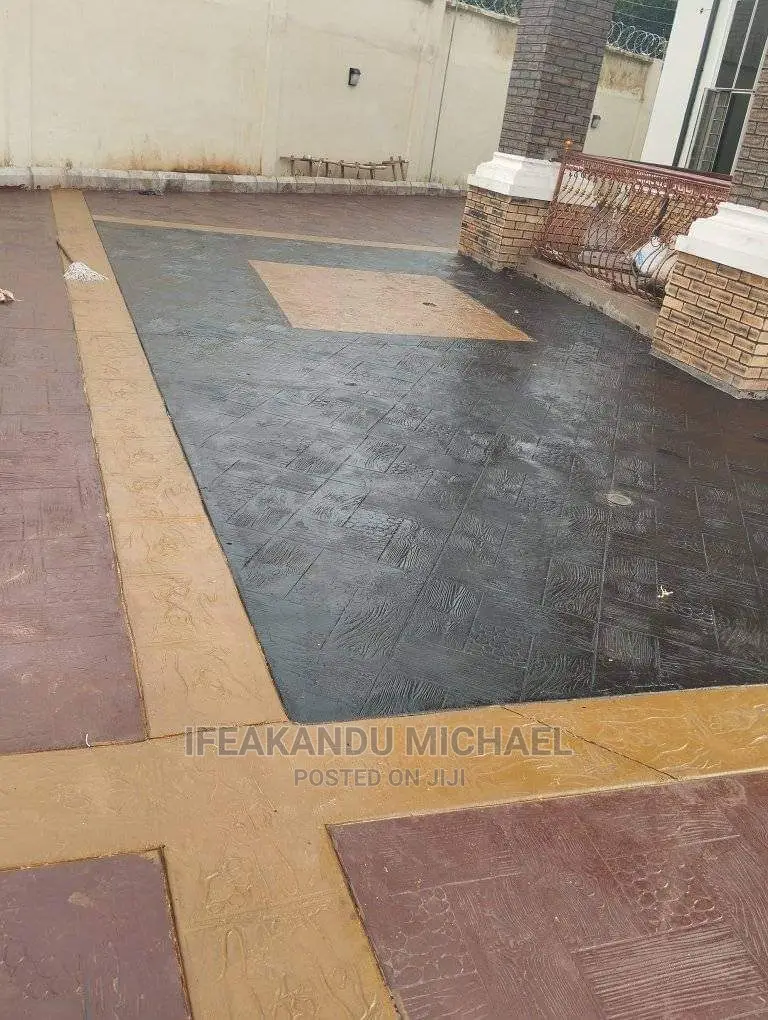 Interlocking and Compound Flooring
