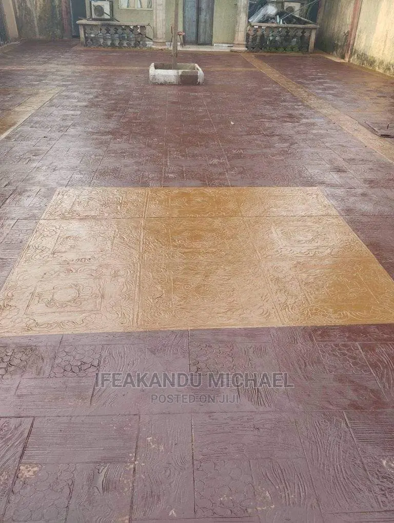 Interlocking and Compound Flooring