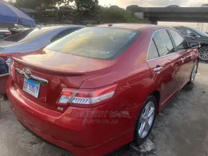 Toyota Camry 2010 Red
