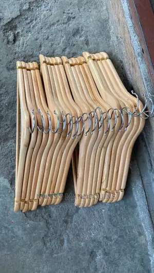 Cheap Affordable Wooden Clothes Hangers