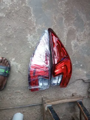 Lexus ES 350 Rear Lights 2018