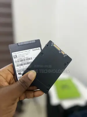 512gb Sandisk SSD