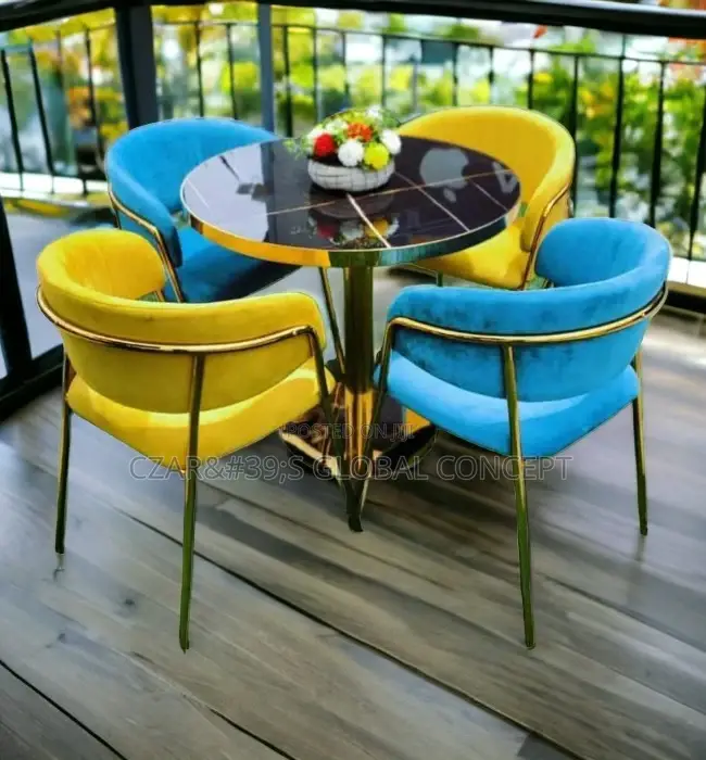 Luzury Antique Dinning Set