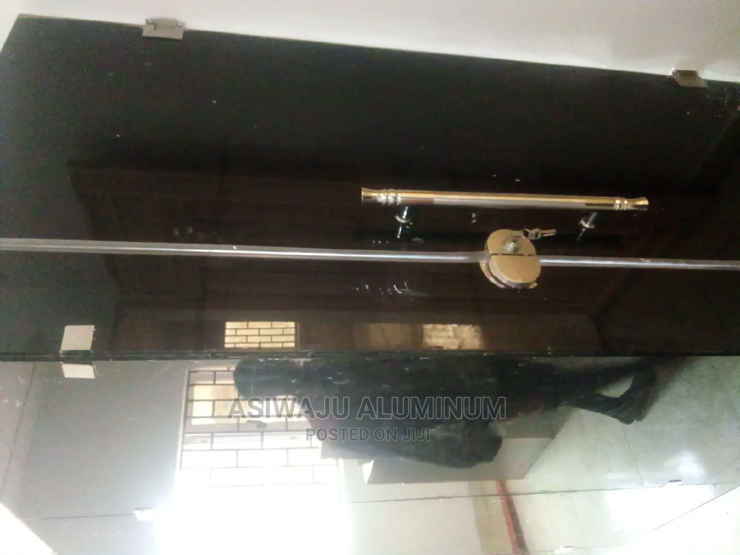 Office Partition With Frameless Glass