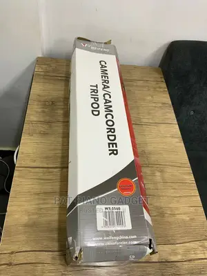 Camera / Camcorder Tripod