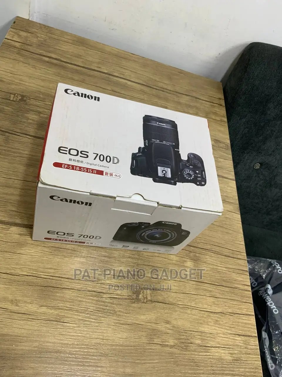 Canon EOS 700d