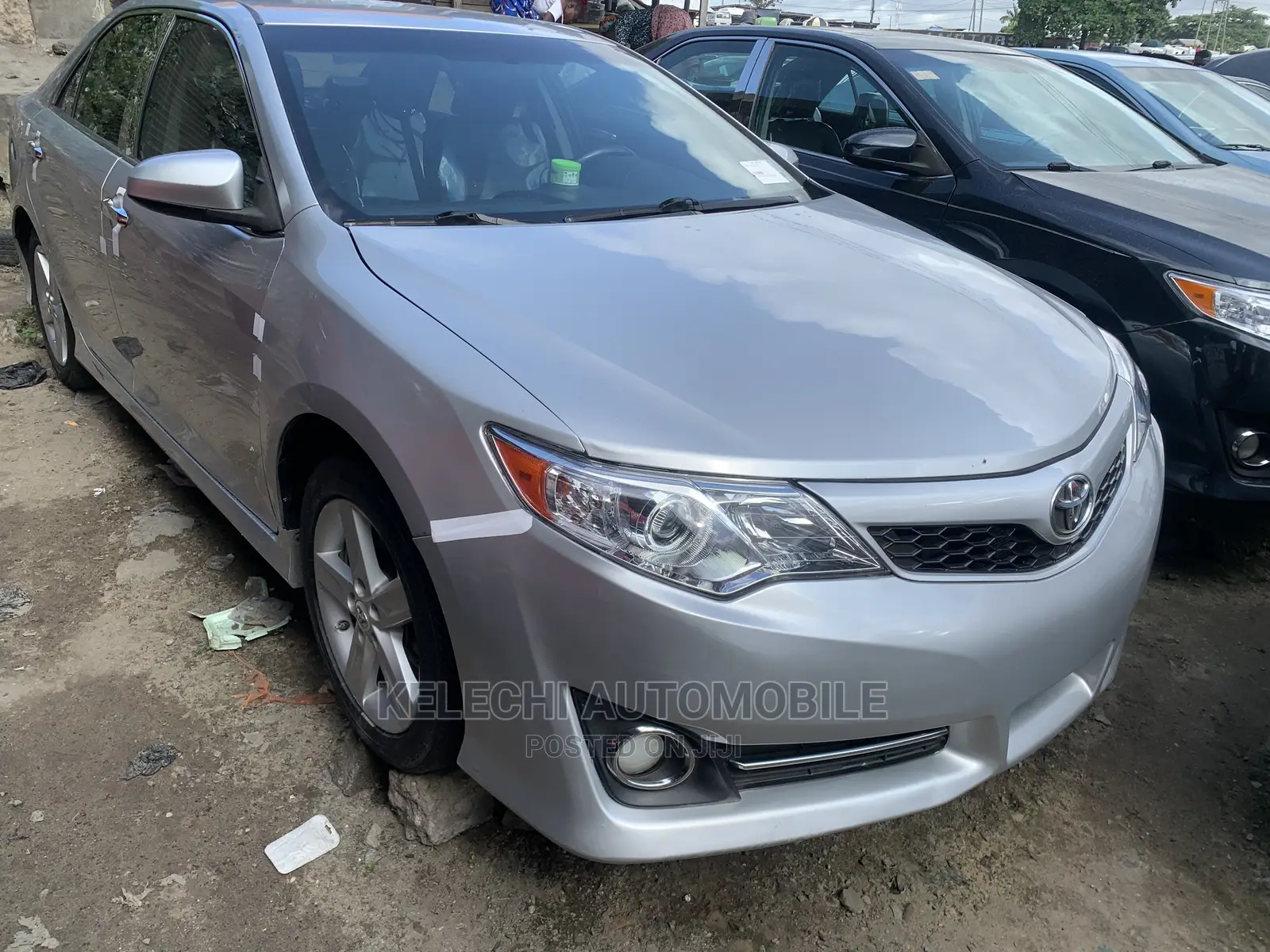 Toyota Camry SE 4dr Sedan (2.5L 4cyl 6A) 2013 Silver