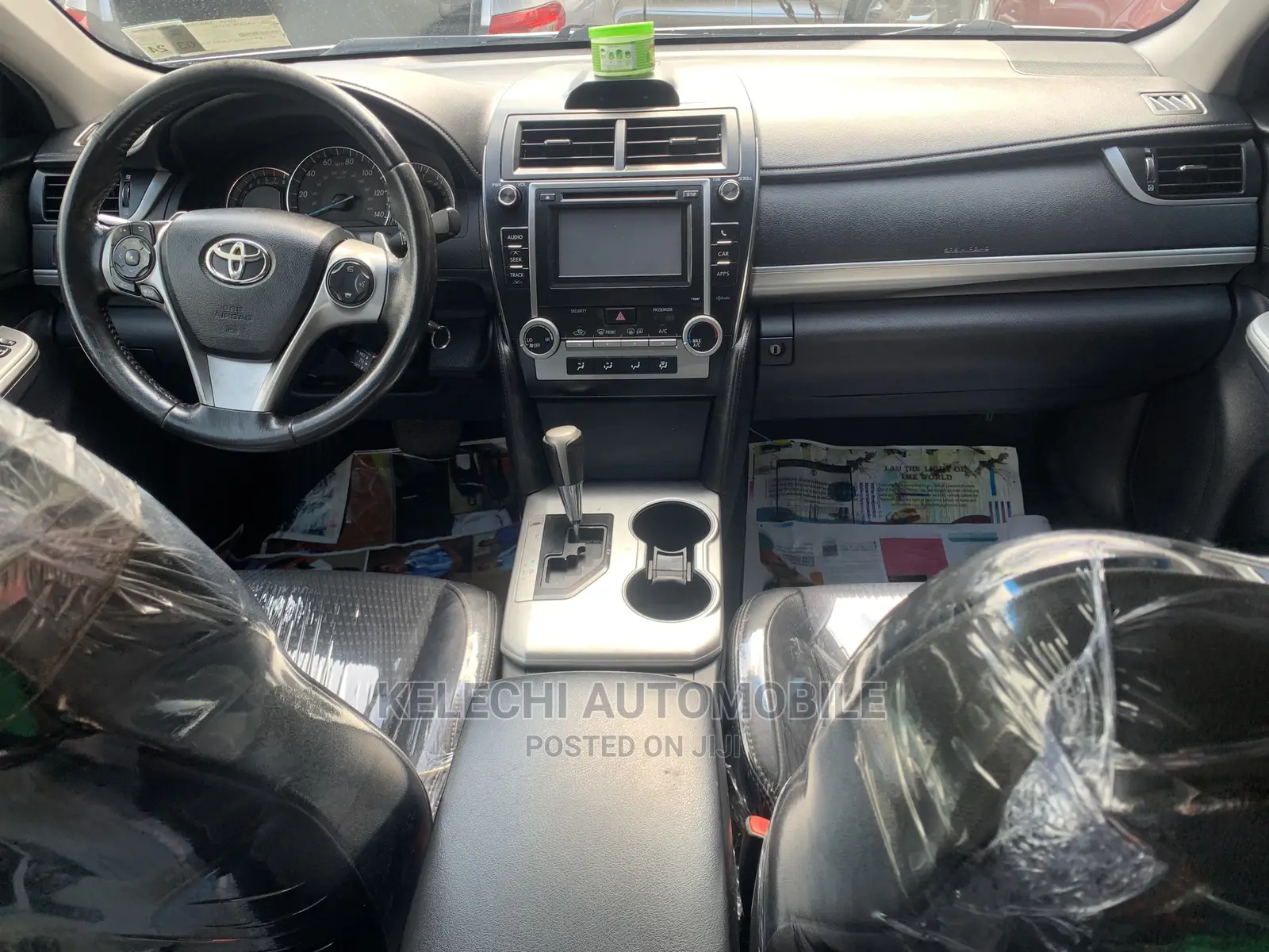 Toyota Camry SE 4dr Sedan (2.5L 4cyl 6A) 2013 Silver