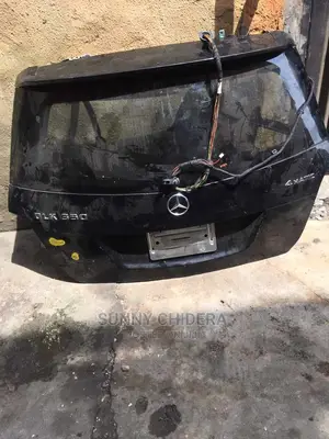 Back Booth GLK
