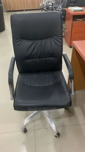 Executive Swivel Office Chair
