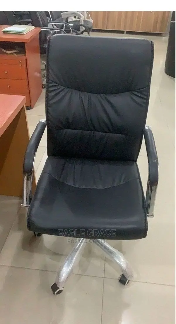 Executive Swivel Office Chair