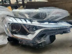 Head Lamp Toyota C-Hr 2018 - 2020