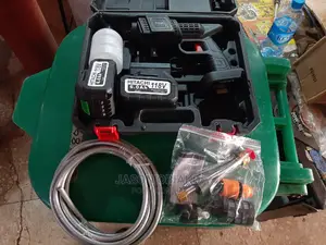 Lithium-Ion Pressure Washer