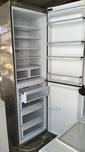 Hot Point Double Door Refrigerator