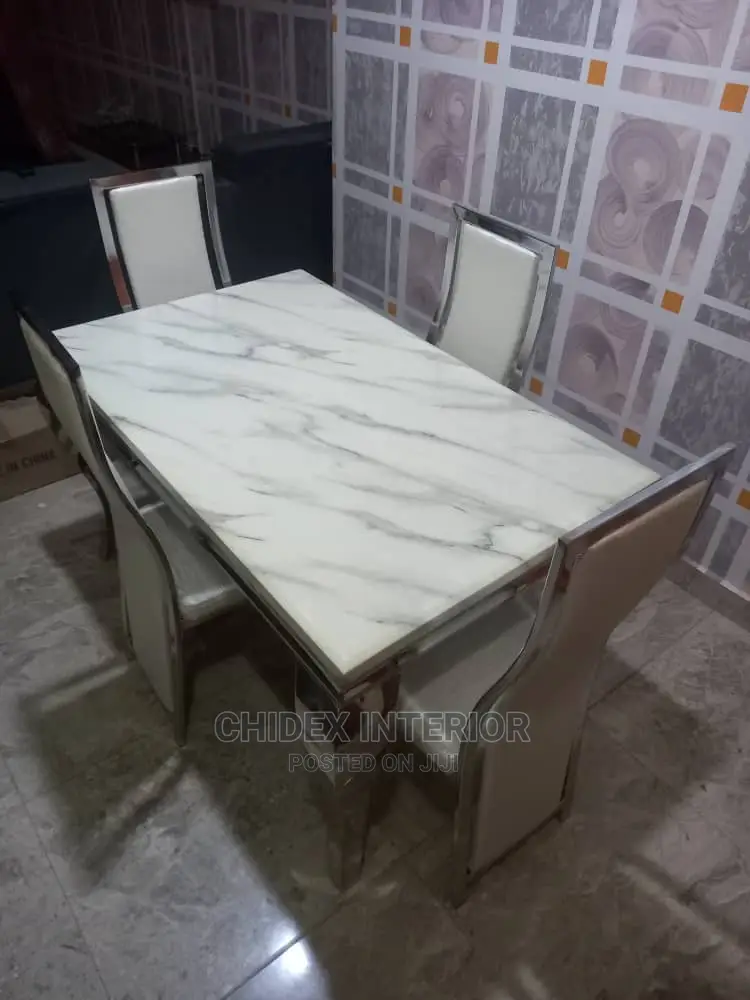 Quality Marble Dining Table 4 Seaters