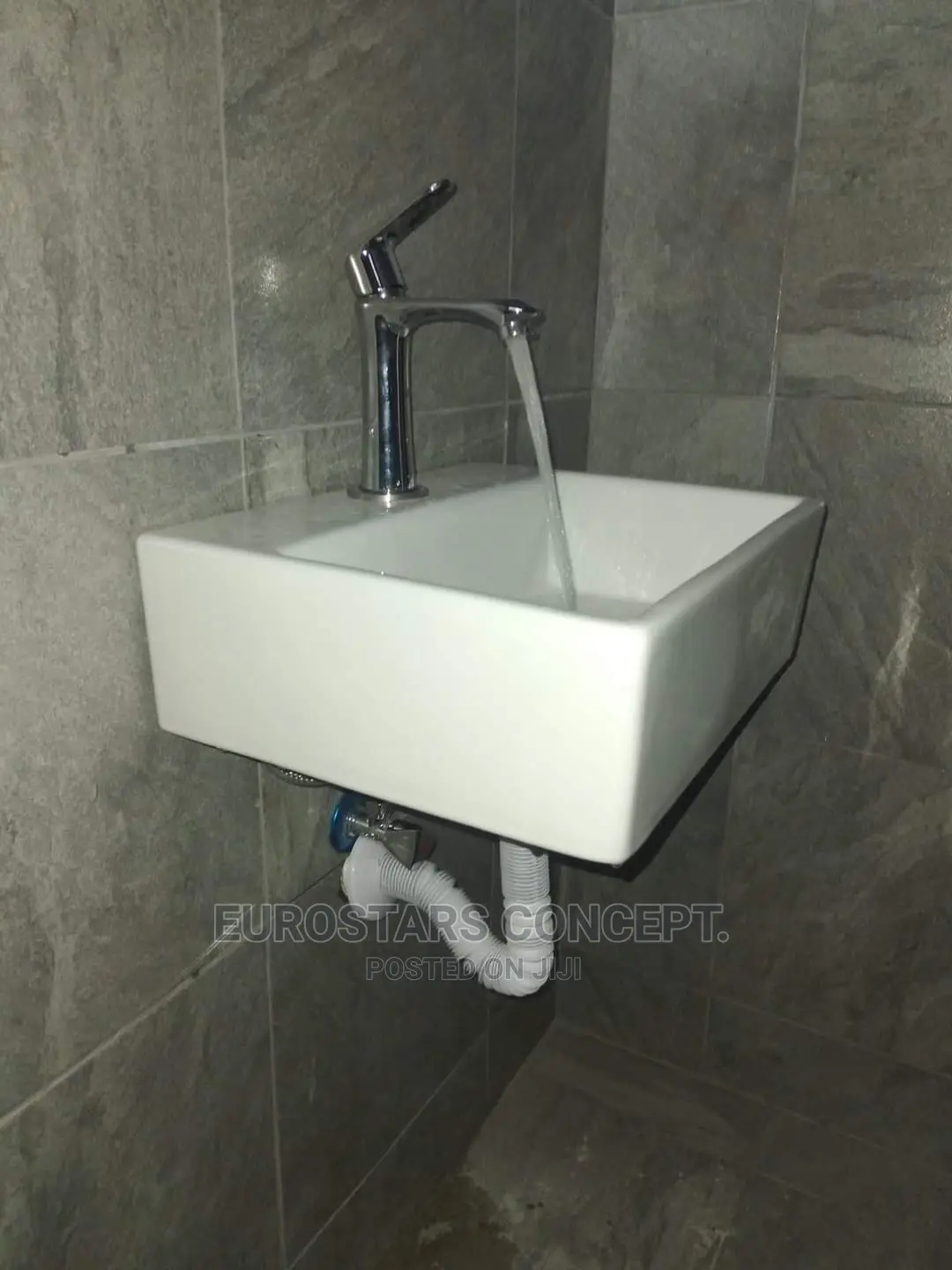 Small Size Ceramic Wash Hand Basin