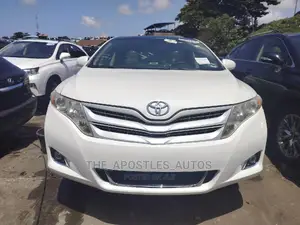 Toyota Venza V6 AWD 2012 White