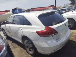 Toyota Venza V6 AWD 2012 White
