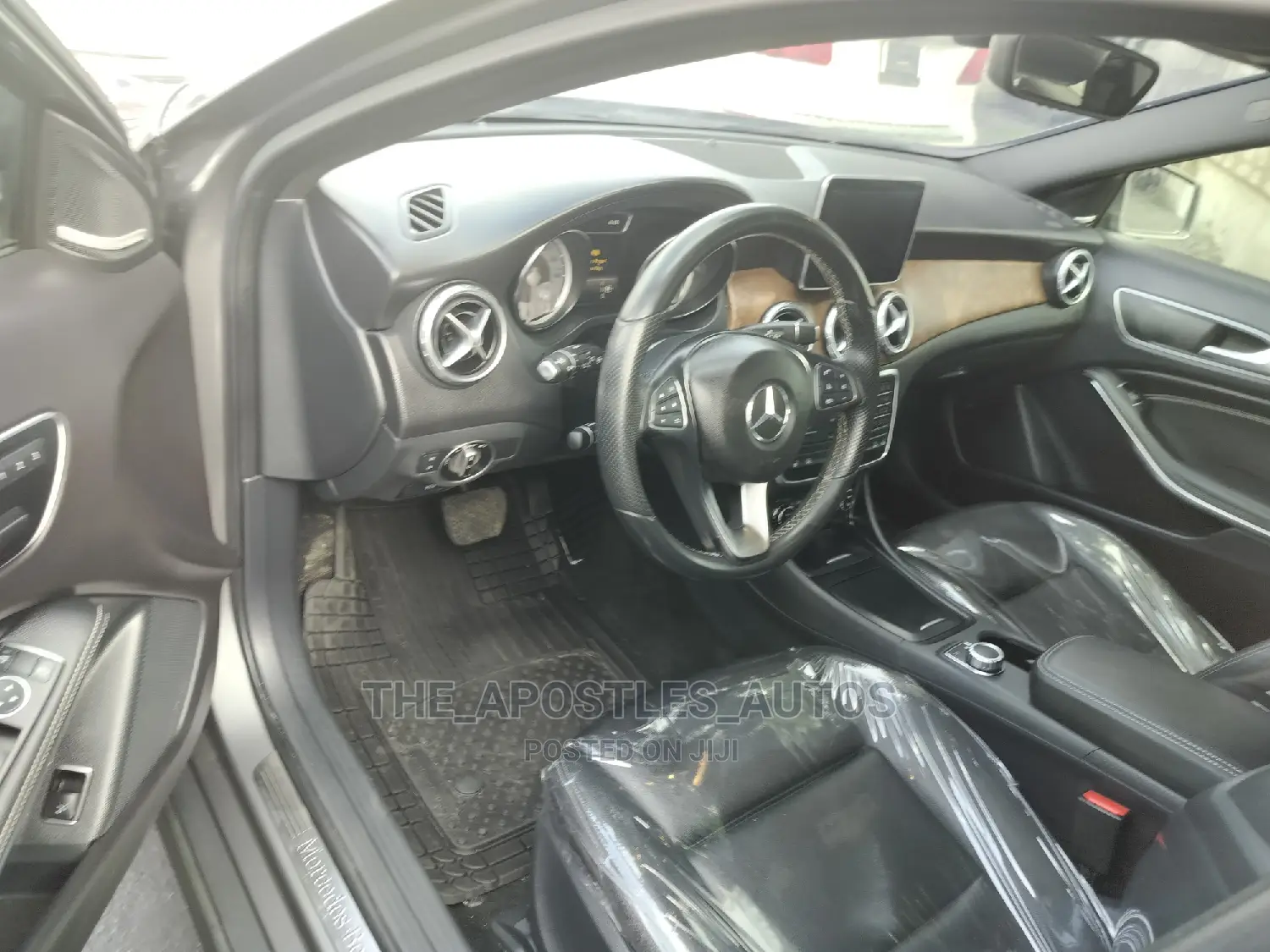 Mercedes-Benz GLA 250 2017 Gray