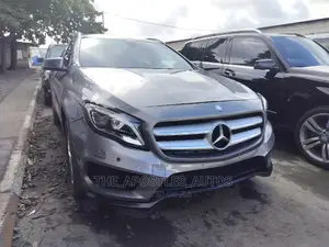 Mercedes-Benz GLA 250 2017 Gray