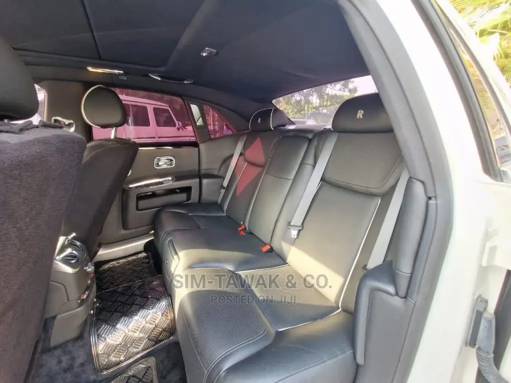 Suvs, Full Sides Suvs, Luxury Cars.