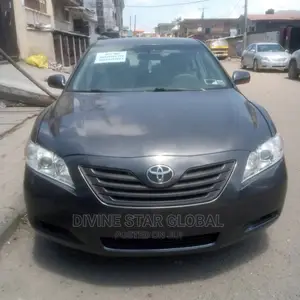 Photo - Toyota Camry 2009 Gray