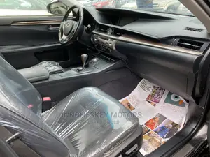 Lexus ES 350 FWD 2013 Black