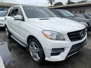 Mercedes-Benz M Class ML350 4MATIC 4dr SUV AWD (3.5L 6cyl 7A) 2015