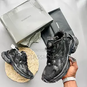 Luxury Balenciaga Sneakers
