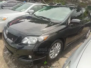Toyota Corolla 2010 Black