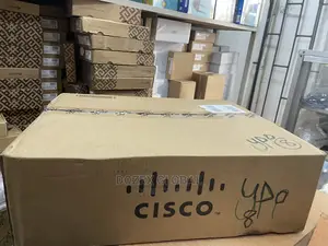 Cisco 9200l-24p-4g-E Gigabytes and Poe Switch