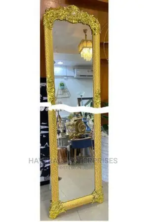 Full Body Dressing Mirror+A Stand Behind (~5fts)