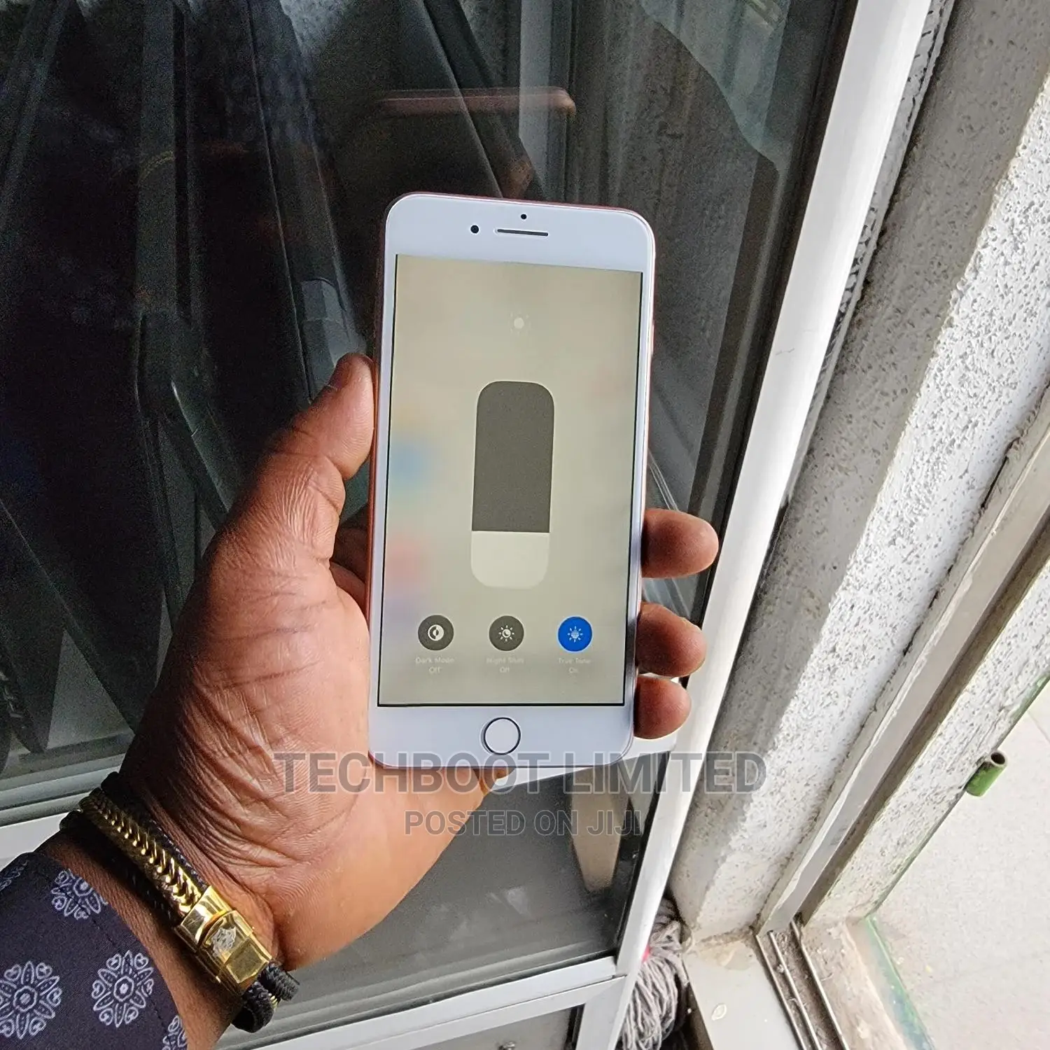 Apple iPhone 8 Plus 64 GB Gold