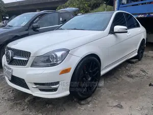 Mercedes-Benz C300 2013 White