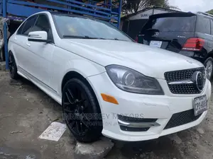 Mercedes-Benz C300 2013 White